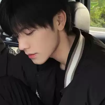 公奥婷